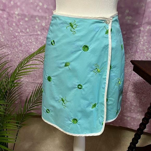 Lily Pulitzer reversible wrap around skirt - Picture 5 of 14